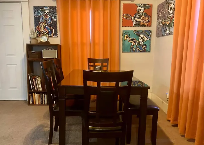 Holiday home Experience At Casa Linda In Menlo Park Tucson