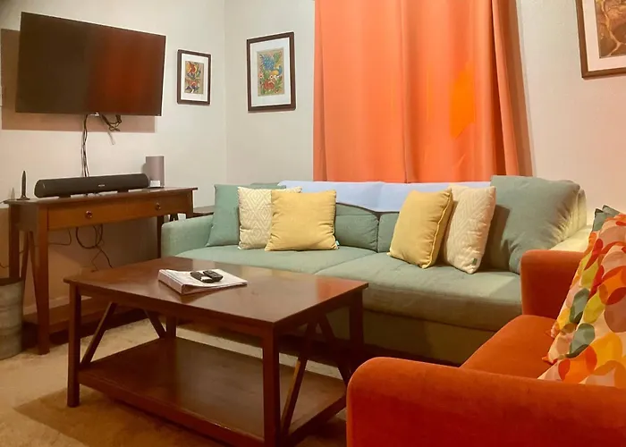 Experience At Casa Linda In Menlo Park Holiday home Tucson