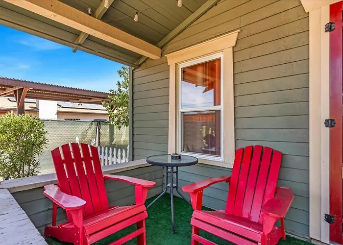 Experience At Casa Linda In Menlo Park *